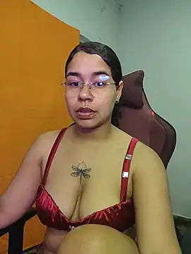 VitoriaFernandes online show from July 23, 10:17 pm