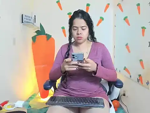 alexa-cooper- online show from April 2, 12:56 pm