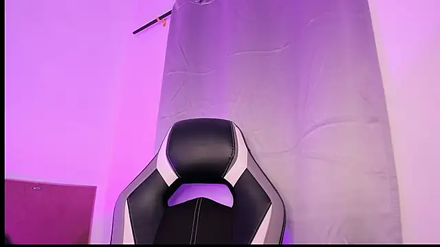 PaigeJayden online show from February 9, 12:08 am