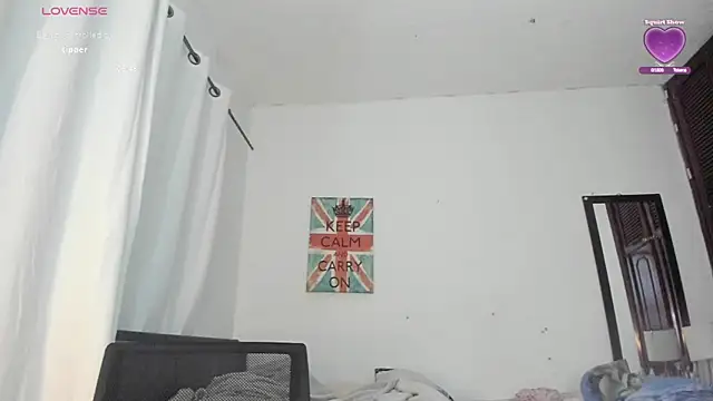 Snapshot of Sophie_sweett19 chatting on November 1, 11:53 pm Sophie sweett19 online show from November 1, 11:53 pm