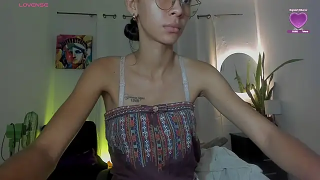 Sophie sweett19 online show from February 25, 2:23 am