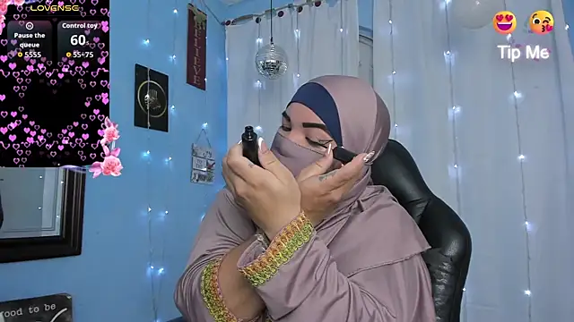 Snapshot of Falak-Yasin chatting on July 11, 12:05 pm Falak-Yasin online show from July 11, 12:05 pm
