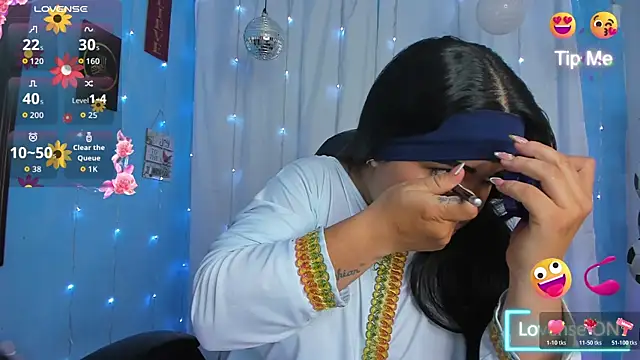 Snapshot of Falak-Yasin chatting on July 3, 12:00 pm Falak-Yasin online show from July 3, 12:00 pm