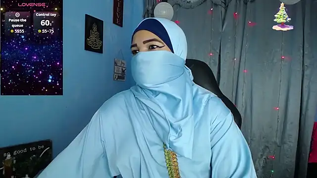 Snapshot of Falak-Yasin chatting on November 7, 12:31 pm Falak-Yasin online show from November 7, 12:31 pm