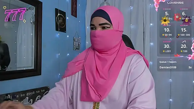 Snapshot of Falak-Yasin chatting on July 21, 12:17 pm Falak-Yasin online show from July 21, 12:17 pm