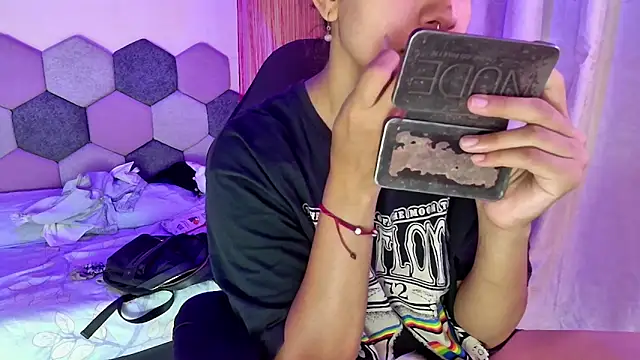 Horny tgn online show from March 8, 6:11 pm