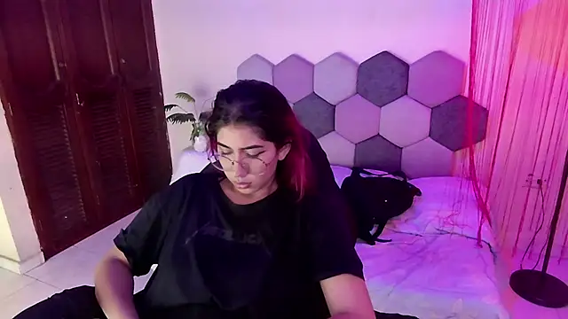 Horny tgn online show from March 14, 6:25 pm