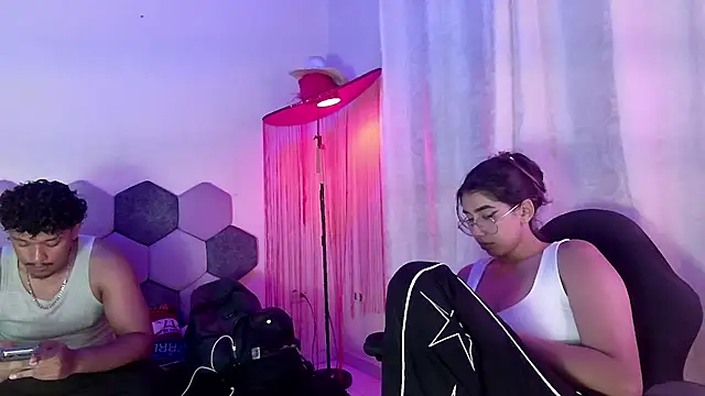Snapshot of Horny_tgn chatting on June 9, 6:20 pm Horny tgn online show from June 9, 6:20 pm
