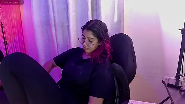 Horny tgn online show from April 27, 6:17 pm