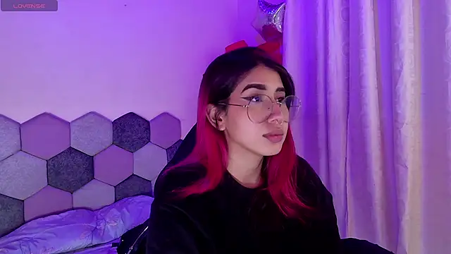 Horny tgn online show from March 31, 6:10 pm