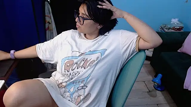Snapshot of X_CHERRY_XX chatting on July 17, 12:30 am X CHERRY XX online show from July 17, 12:30 am