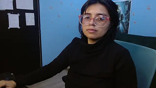 Snapshot of X_CHERRY_XX chatting on June 26, 2:39 am X CHERRY XX online show from June 26, 2:39 am