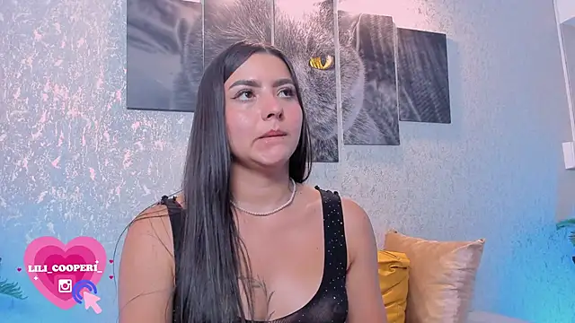 lilicooper  online show from March 12, 8:09 pm