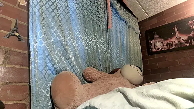 ValeriaLacrozee online show from January 13, 9:30 pm