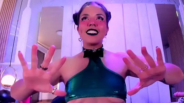 ivannabellini online show from March 13, 2:11 pm