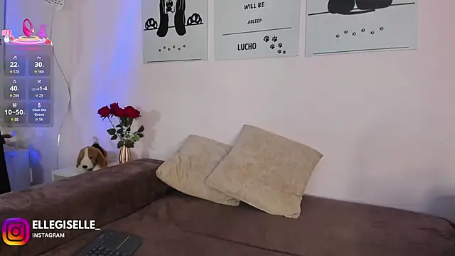 Snapshot of ElleGisellee chatting on February 26, 6:02 am ElleGisellee online show from February 26, 6:02 am