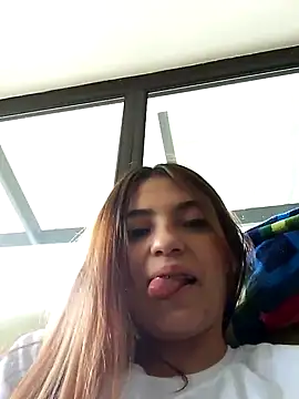 Snapshot of sofiarouge chatting on March 14, 3:03 pm sofiarouge online show from March 14, 3:03 pm
