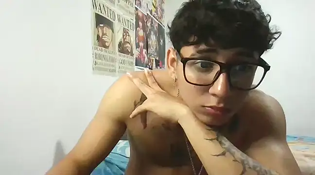 Dillom420 online show from March 10, 7:00 am