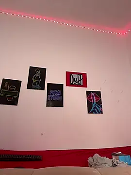 Snapshot of Hyuujhy chatting on November 9, 2:10 pm Hyuujhy online show from November 9, 2:10 pm