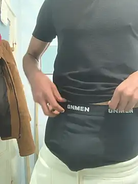 Xxxhalcon online show from December 4, 12:15 pm