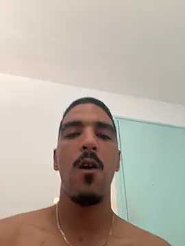 Snapshot of Xxxhalcon chatting on July 12, 12:17 pm Xxxhalcon online show from July 12, 12:17 pm