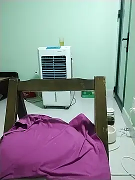 Anna-Cute69 online show from November 14, 11:41 pm