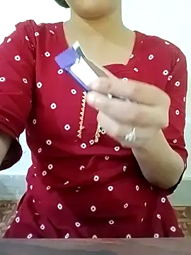 Snapshot of Arohi_is_Live chatting on February 12, 6:29 am Arohi is Live online show from February 12, 6:29 am