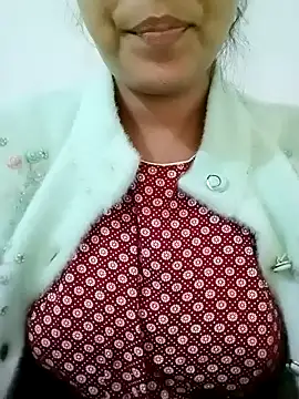 Snapshot of Arohi_is_Live chatting on January 22, 9:35 am Arohi is Live online show from January 22, 9:35 am