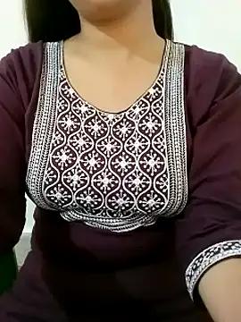 Snapshot of Arohi_is_Live chatting on January 28, 8:36 am Arohi is Live online show from January 28, 8:36 am