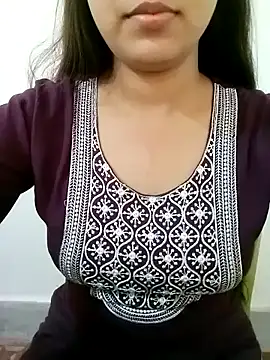 Snapshot of Arohi_is_Live chatting on February 2, 8:34 am Arohi is Live online show from February 2, 8:34 am