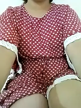 Snapshot of Arohi_is_Live chatting on March 7, 8:56 am Arohi is Live online show from March 7, 8:56 am