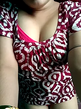 Snapshot of Arohi_is_Live chatting on September 25, 8:53 am Arohi is Live online show from September 25, 8:53 am