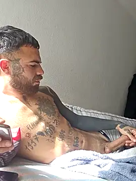 charlye inkkkk online show from February 3, 12:32 pm