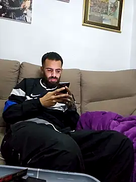 charlye inkkkk online show from December 3, 7:24 pm