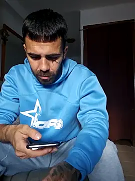 Snapshot of charlye_inkkkk chatting on March 8, 5:33 pm charlye inkkkk online show from March 8, 5:33 pm
