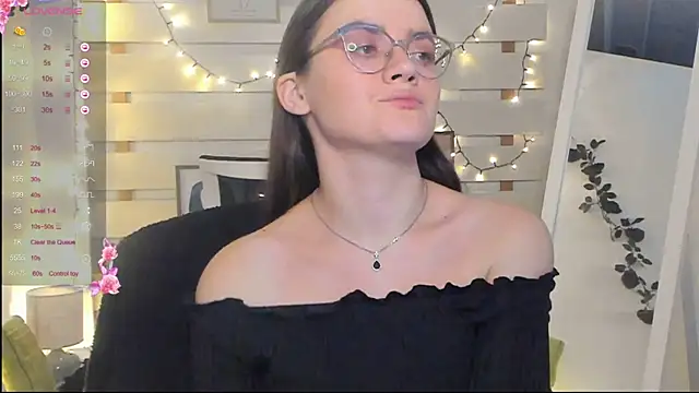 Snapshot of Josephine_jo chatting on November 23, 8:19 pm Josephine jo online show from November 23, 8:19 pm