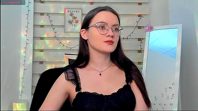 Snapshot of Josephine_jo chatting on September 28, 3:41 pm Josephine jo online show from September 28, 3:41 pm