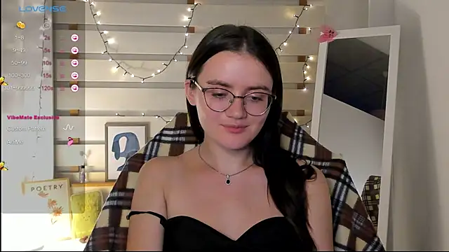 Snapshot of Josephine_jo chatting on September 15, 1:06 am Josephine jo online show from September 15, 1:06 am