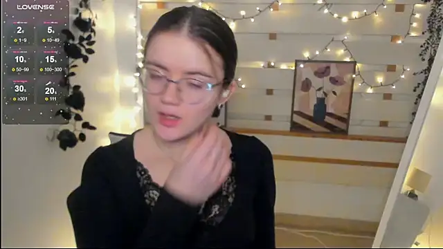 Josephine jo online show from February 7, 8:00 am