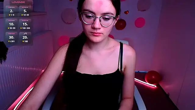 Snapshot of Josephine_jo chatting on February 27, 2:35 am Josephine jo online show from February 27, 2:35 am