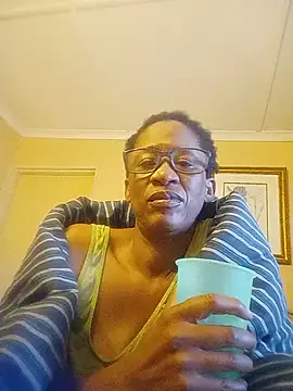 Snapshot of bustybillies chatting on June 14, 2:29 pm bustybillies online show from June 14, 2:29 pm