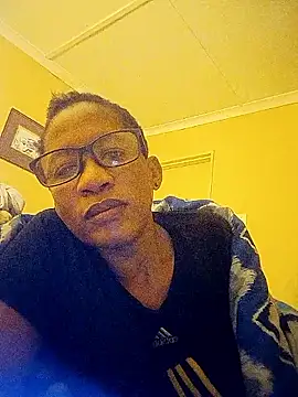 bustybillies online show from April 13, 3:21 am