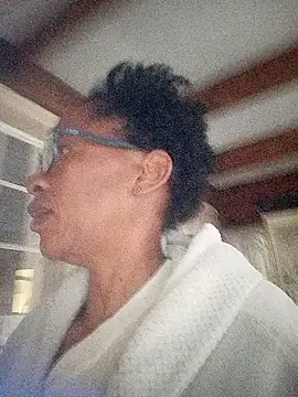 bustybillies online show from October 5, 3:52 am