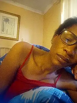 bustybillies online show from October 9, 4:02 am