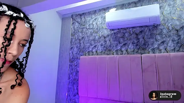 aliccecooper online show from November 18, 10:40 am