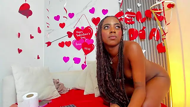 Snapshot of ebonydreams01 chatting on February 24, 4:47 pm ebonydreams01 online show from February 24, 4:47 pm