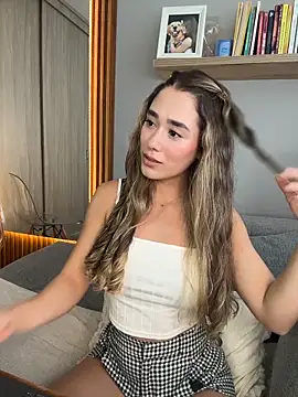 FridaKlein online show from February 26, 9:37 pm