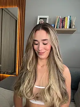 FridaKlein online show from February 23, 9:15 pm