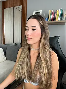 FridaKlein online show from April 10, 7:43 pm