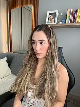 FridaKlein online show from April 8, 6:53 pm